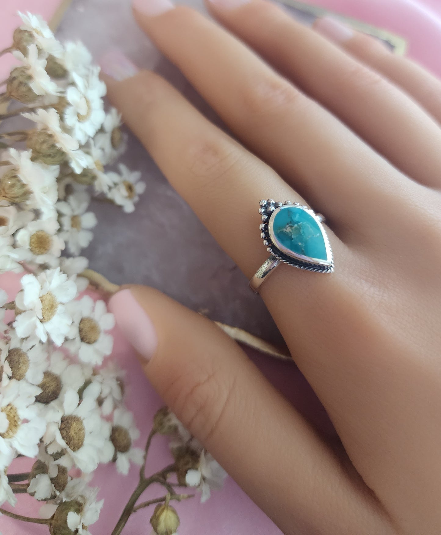 Sortija con piedra turquesa