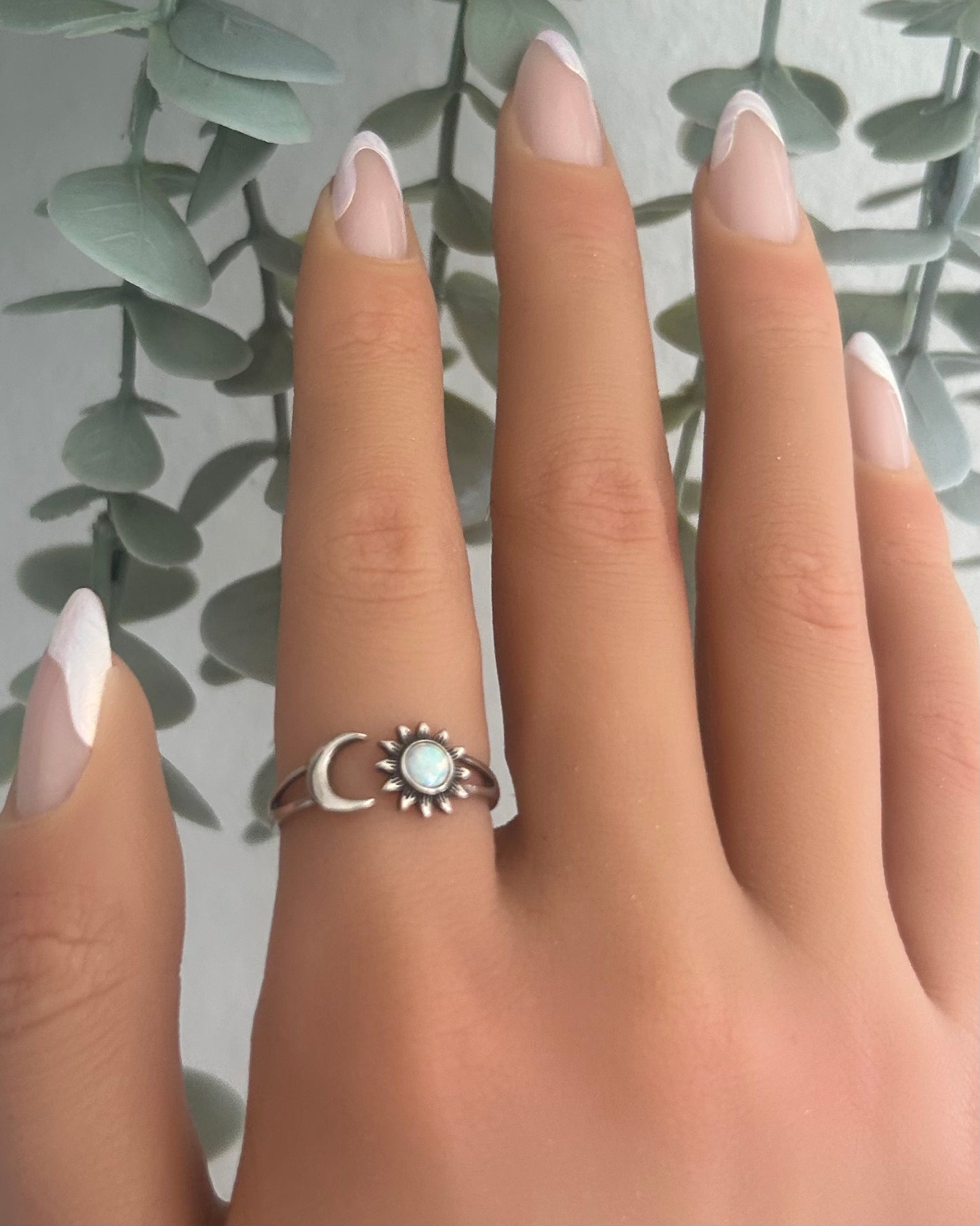 Sortija de Luna y Sol Opal