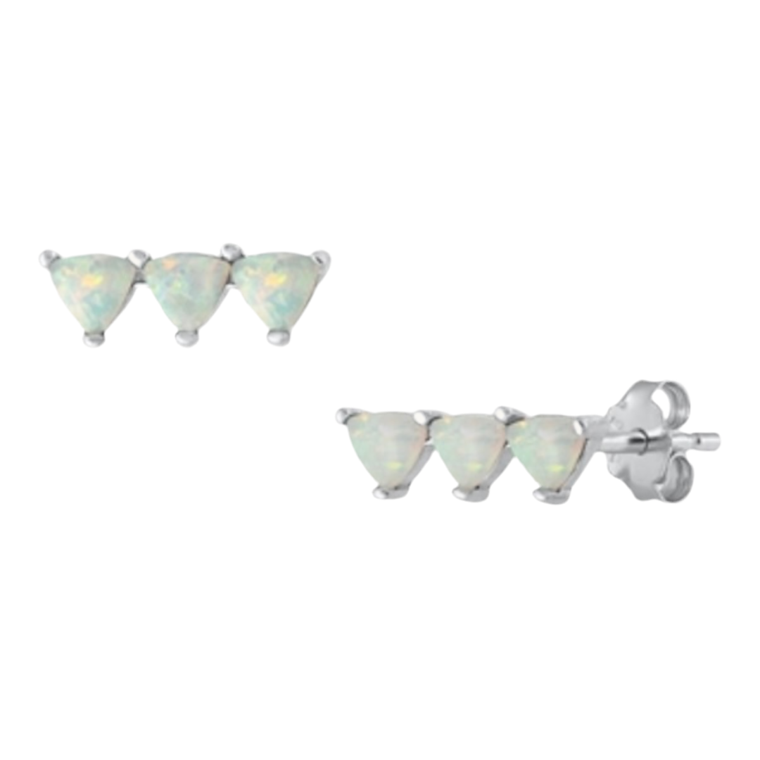 Pantallas de corazones con piedras opal blanco