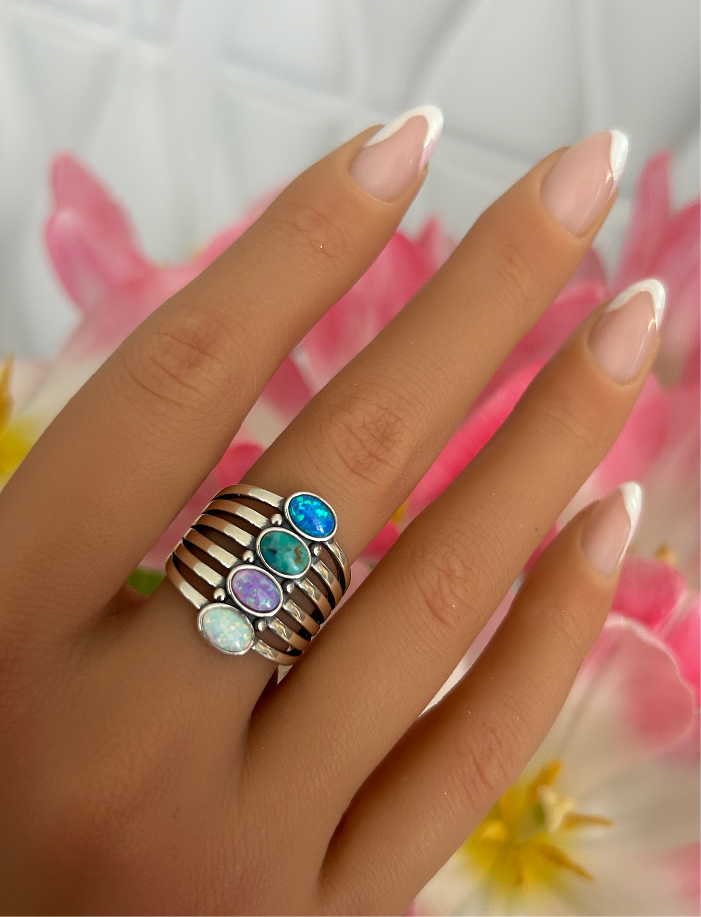 Sortija con piedras Opal y turquesa