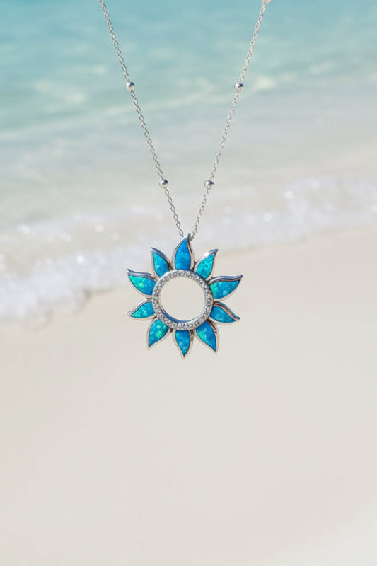 Collar de sol con piedra opal azul