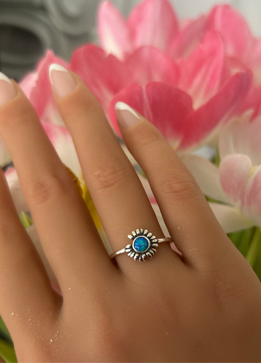 Sortija de flor opal azul