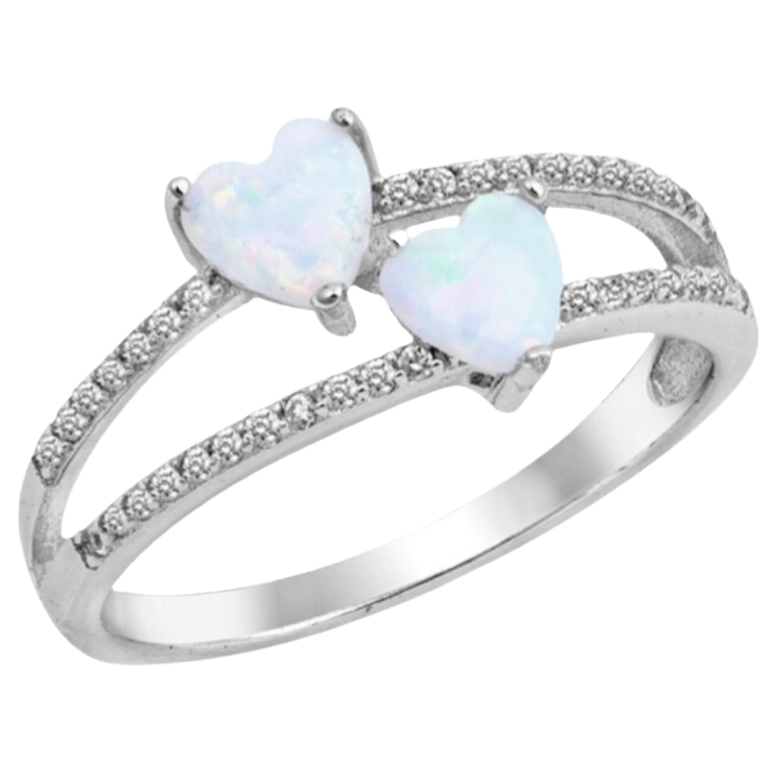 Sortija de corazones con piedra opal