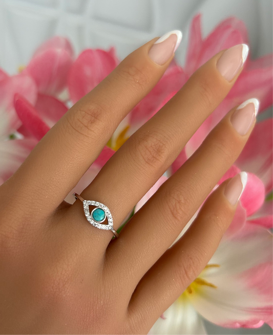 Sortija de evil eye con piedra turquesa