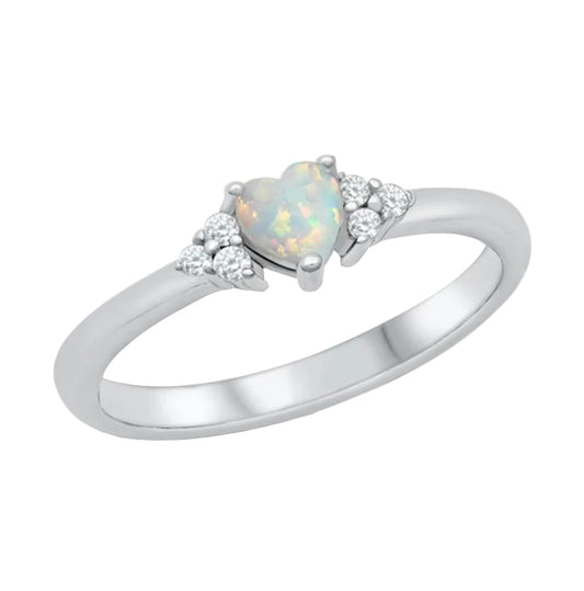 Sortija de corazón con piedra opal blanco